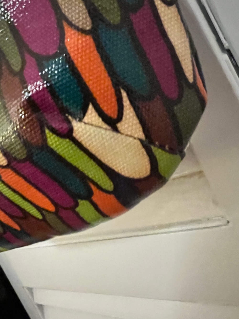 Fossil Calypso Key-Per multi-color feather print coated canvas bag Excellent - Picture 7 of 14